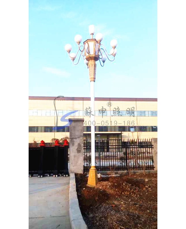 ���̰���